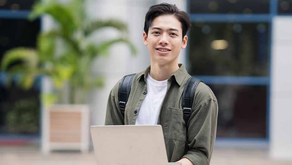 man with a laptop